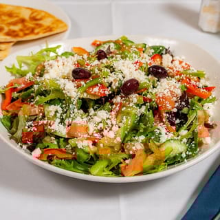 Moderno Greek Salad Entree